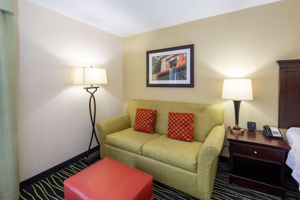 Hampton Inn Columbia I-26/Harbison Blvd Экстерьер фото